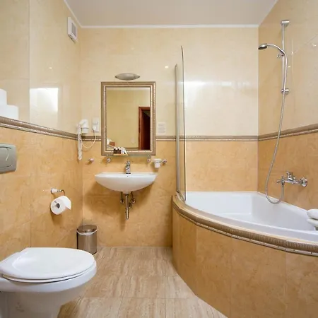 B12 - Comfort Apartemnts City Center-3