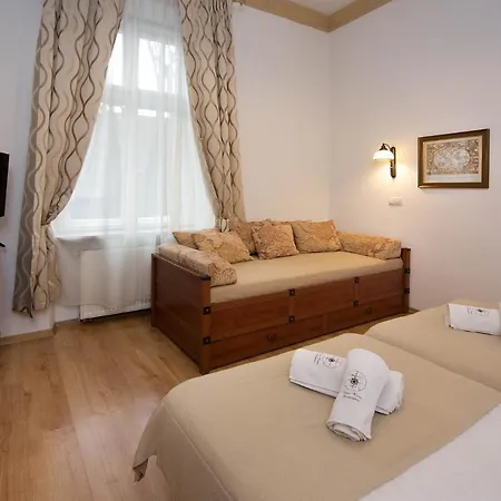 B12 - Comfort Apartemnts City Center-2